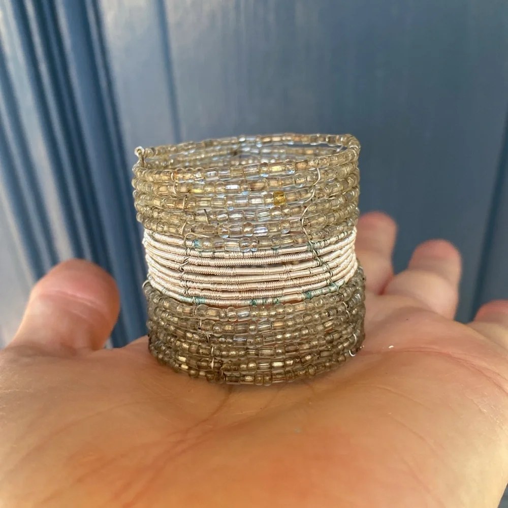 Pier 1 Set of 8 beaded napkin rings in 2 organza pouches